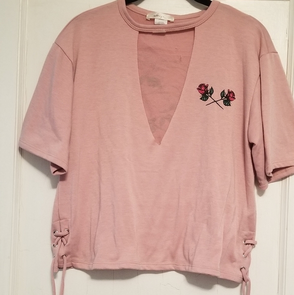 "Rebellious Nature" pink crop top - Picture 2 of 5